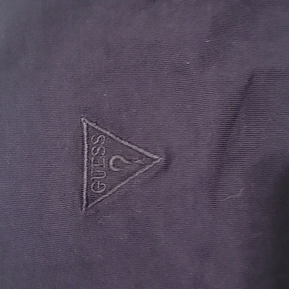 Guess mens size medium like new stripped shirt - Picture 3 of 7